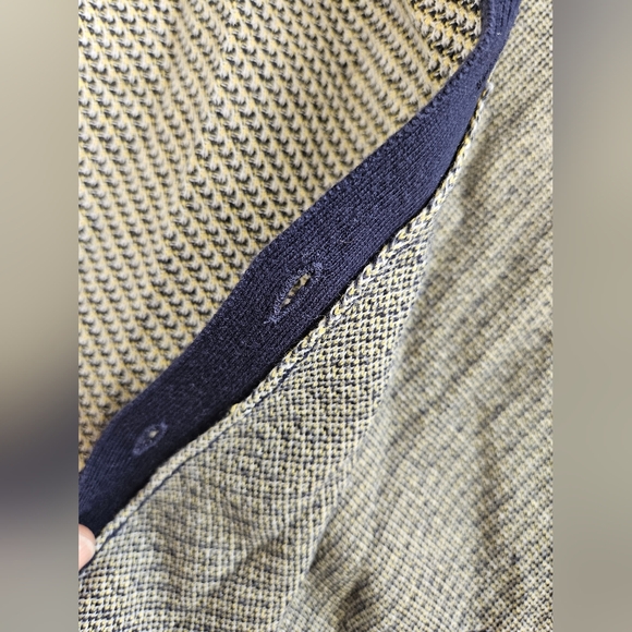 Ann Taylor Women's Cardigan Sweater, Size M - Picture 7 of 9